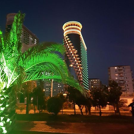 Lulu Apartment Batumi Exterior photo