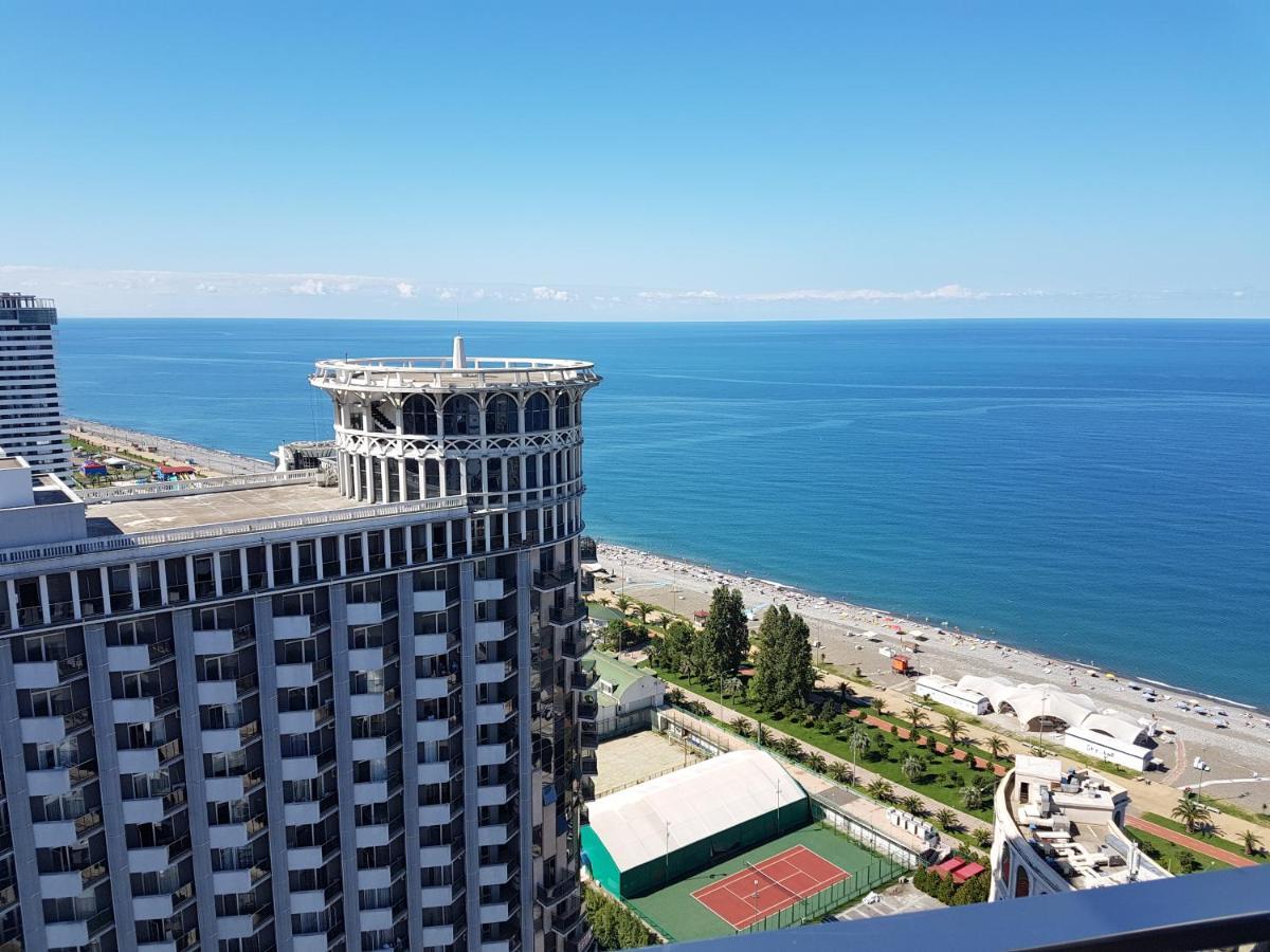 Lulu Apartment Batumi Exterior photo